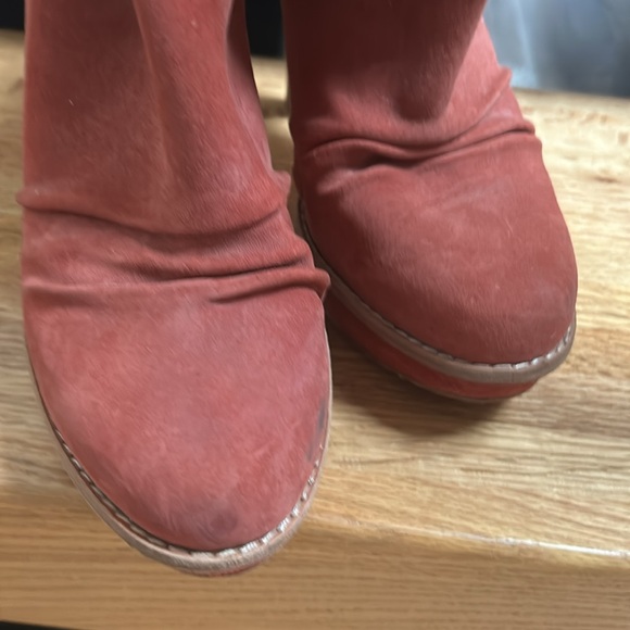 Ugg leather boots size 9 nwt - Picture 3 of 5